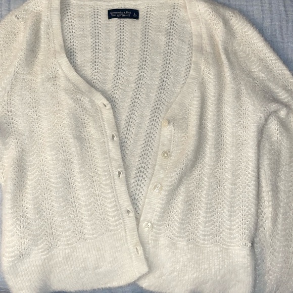 Abercrombie sweater - Picture 1 of 4